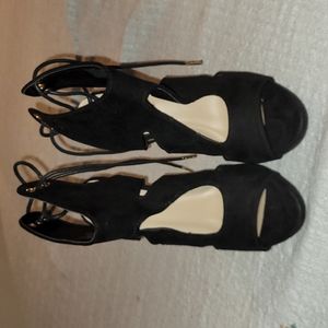 Shoedazzle Black Peep Toe Heels